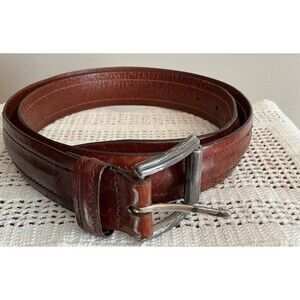 Fossil Mens Brown Leather Belt size 34 Good Condition Classic Silver Buckle
